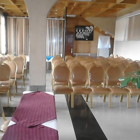 Bison Hotel ناكورو المظهر الخارجي الصورة